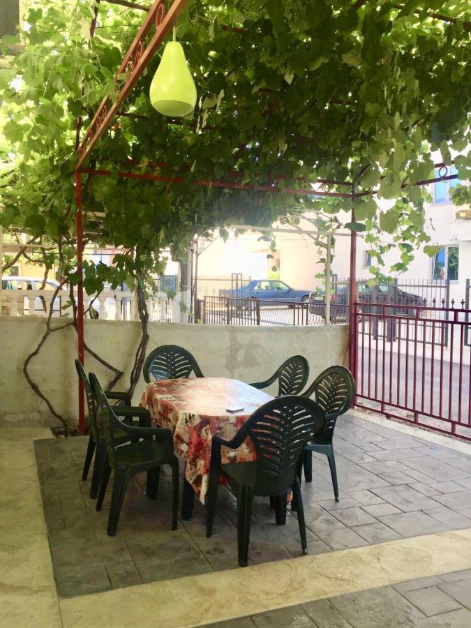 Dk Apartmani Dobra Voda Exterior foto