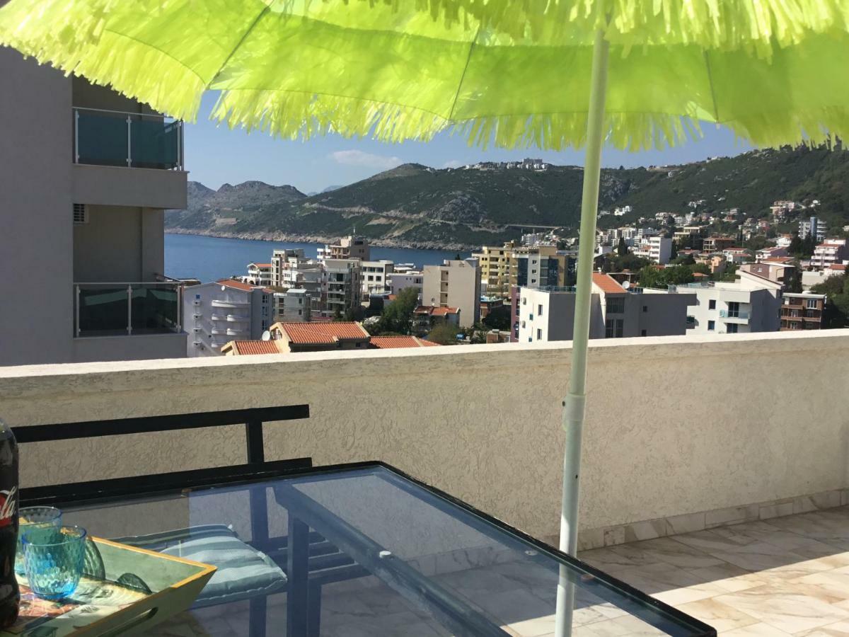 Dk Apartmani Dobra Voda Exterior foto